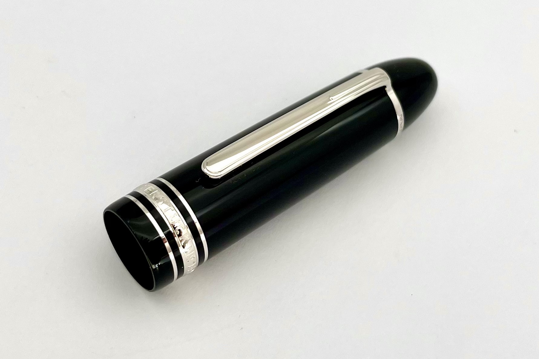 MontblancMB114227149MeisterstuckPlatinumCoatedFP_K